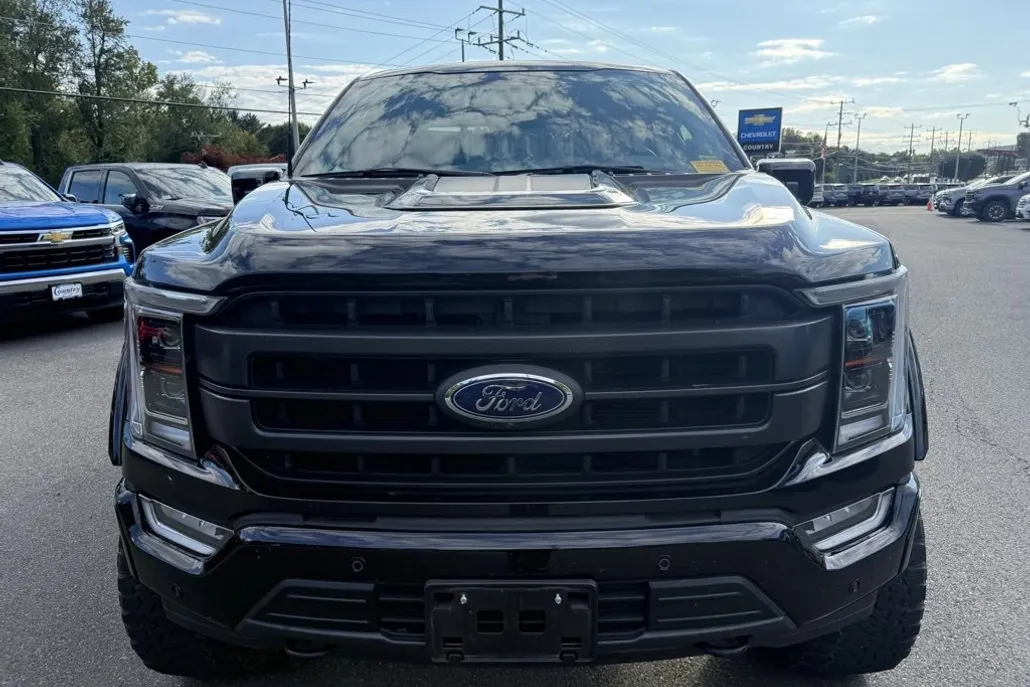 2022 Ford F-150 Lariat photo 1