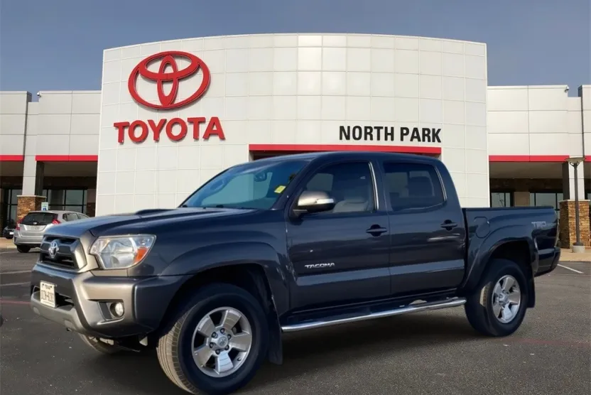 2014 Toyota Tacoma PreRunner photo 1