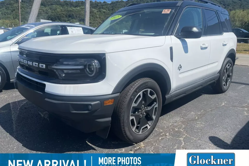 2023 Ford Bronco Sport Outer Banks photo 1