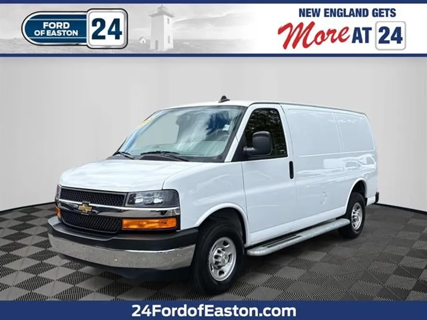 2023 Chevrolet Express 2500 Work Cargo Van photo 1
