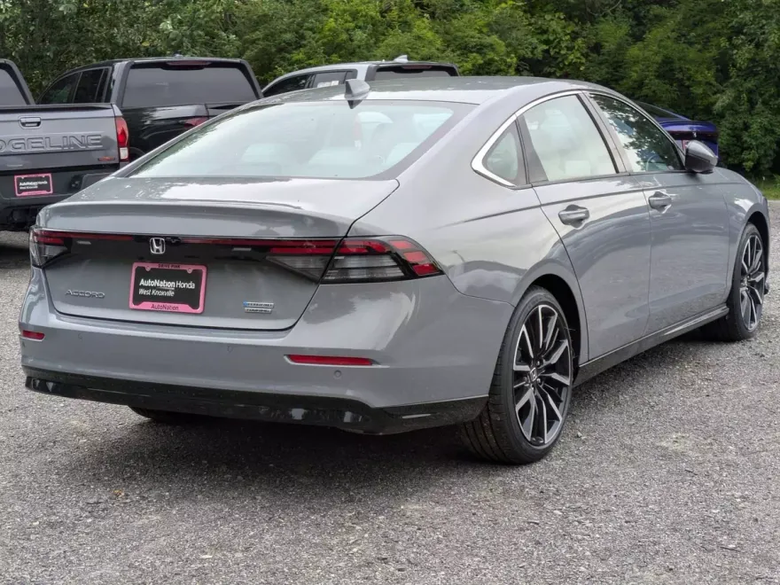 2025 Honda Accord Hybrid Touring photo 1