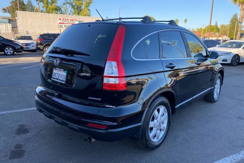 2011 Honda CR-V SE photo 1