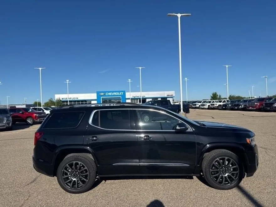 2023 Gmc Acadia Denali photo 1