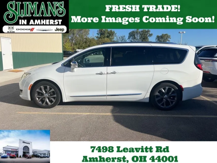 2018 Chrysler Pacifica Limited photo 1