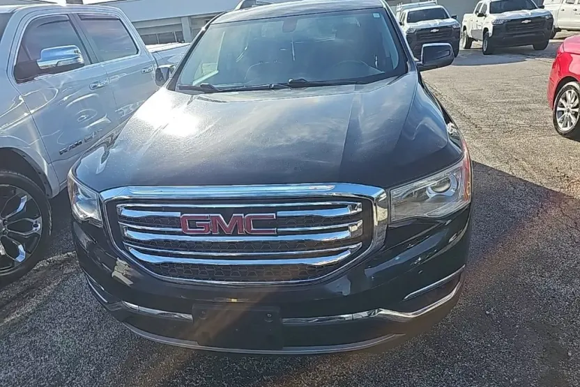 2018 Gmc Acadia SLE photo 1