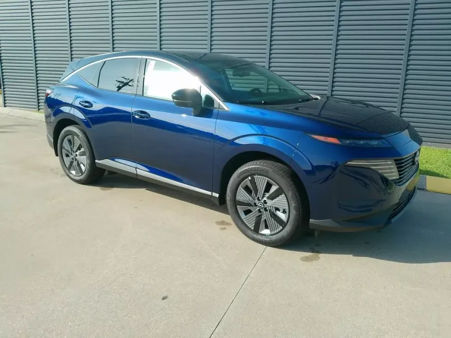 2025 Nissan Murano SL photo 1