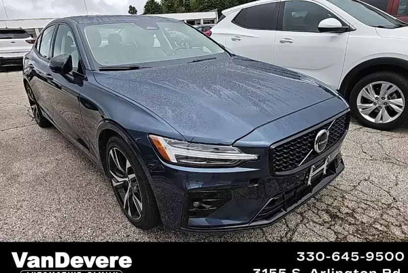 2024 Volvo S60 B5 Core photo 1