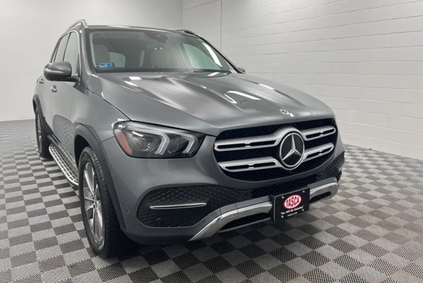 2022 Mercedes Benz GLE 350 4MATIC photo 1