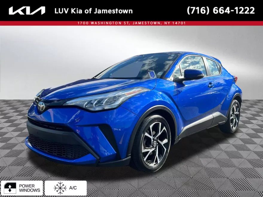 2020 Toyota C-HR XLE photo 1
