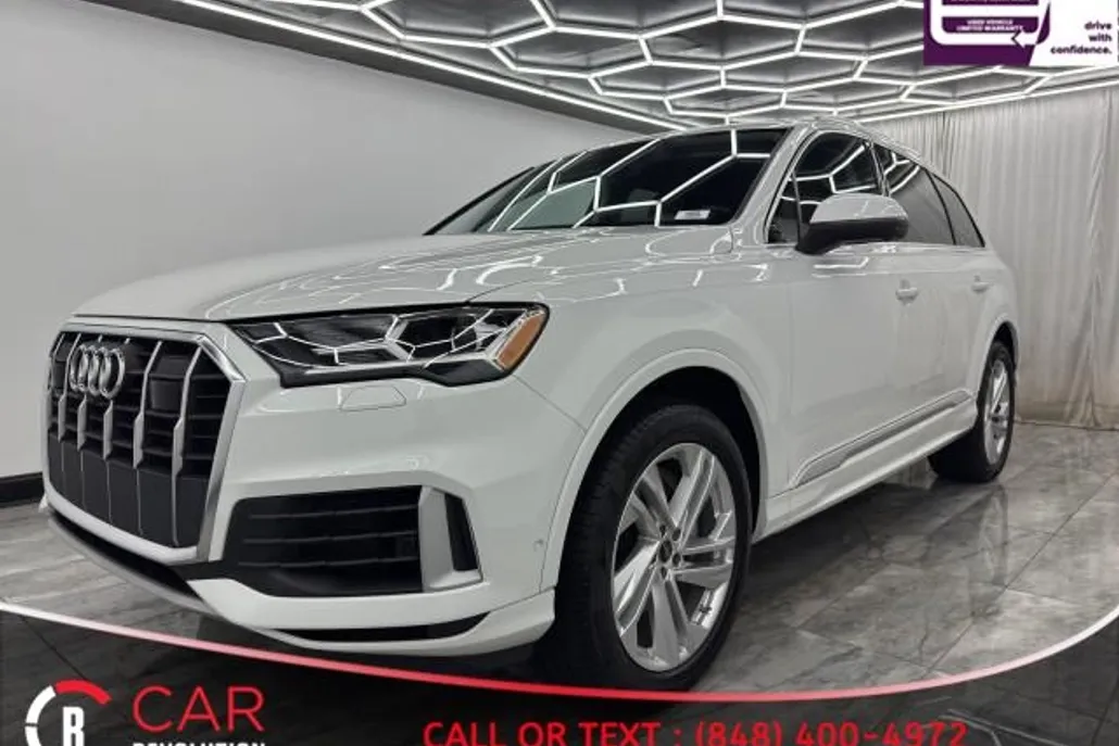2023 Audi Q7 Premium Plus photo 1
