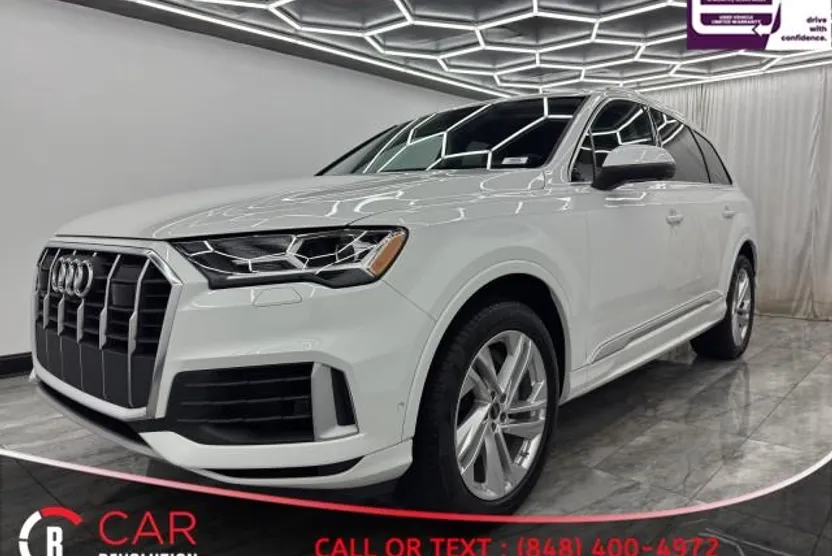 2023 Audi Q7 Premium Plus photo 1