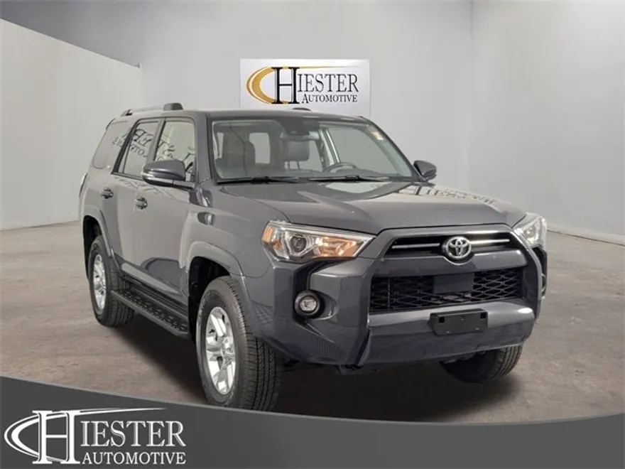 2024 Toyota 4Runner SR5 Premium photo 1