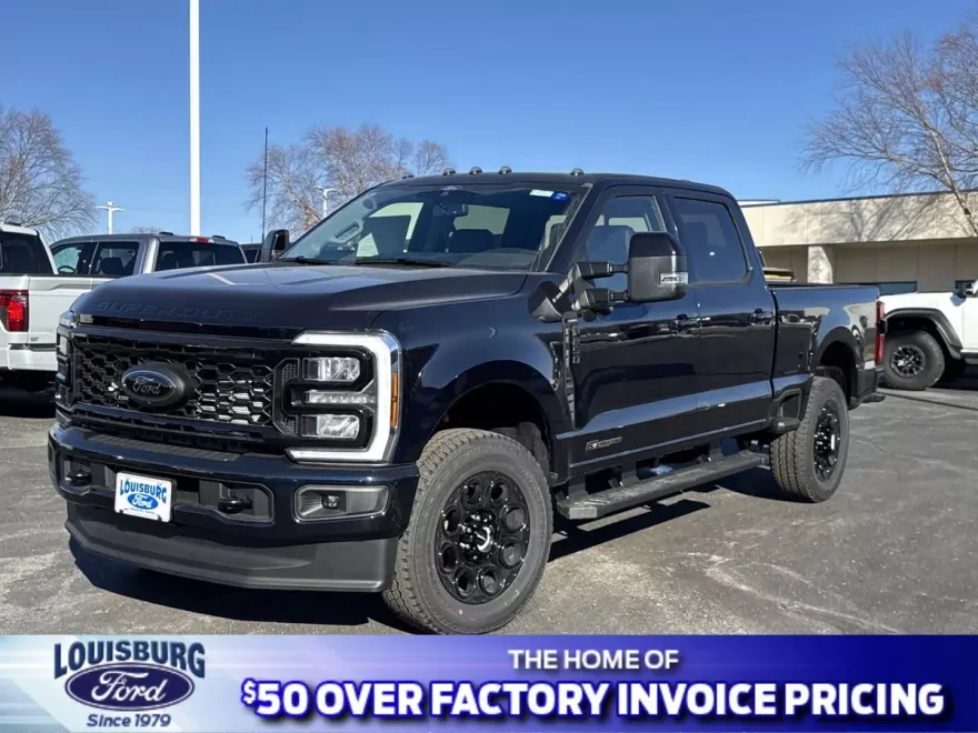 2025 Ford F-250 Lariat photo 1