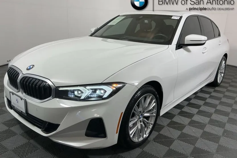 2023 Bmw 330i photo 1