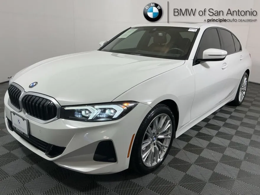 2023 Bmw 330i photo 1