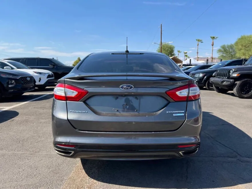 2016 Ford Fusion Titanium photo 1