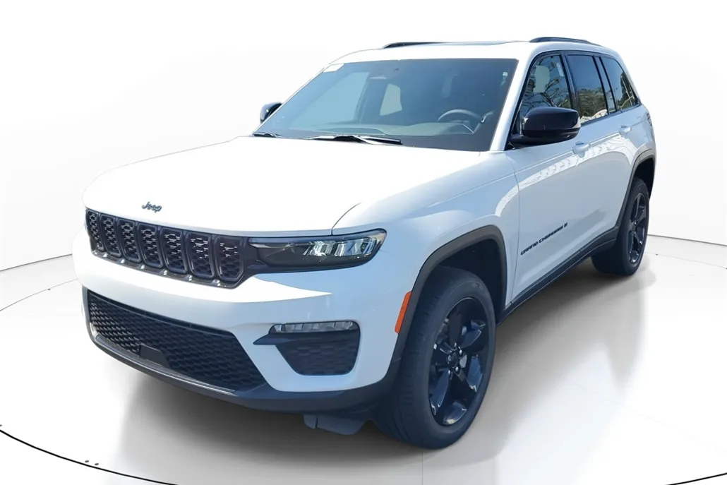 2025 Jeep Grand Cherokee Limited photo 1