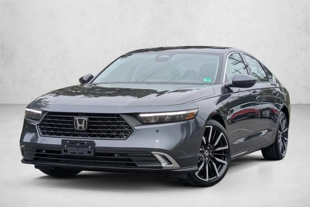 2025 Honda Accord Hybrid Touring photo 1