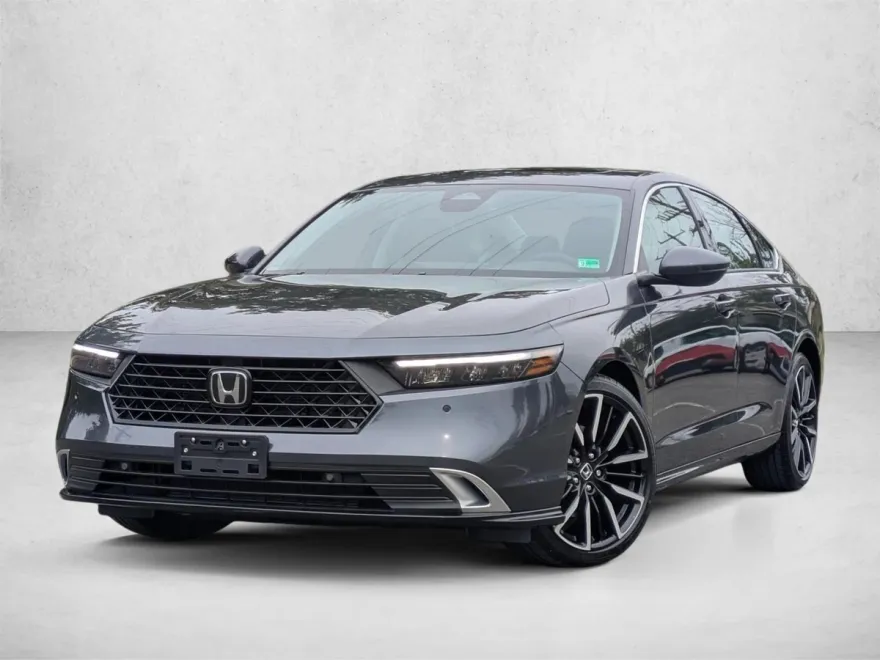 2025 Honda Accord Hybrid Touring photo 1