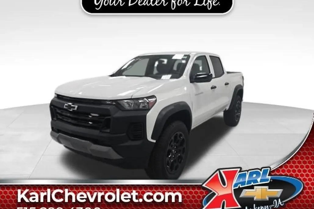 2026 Chevrolet Colorado Trail Boss photo 1