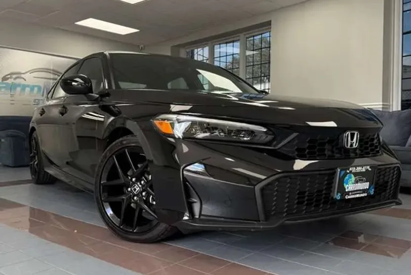 2025 Honda Civic Sport photo 1