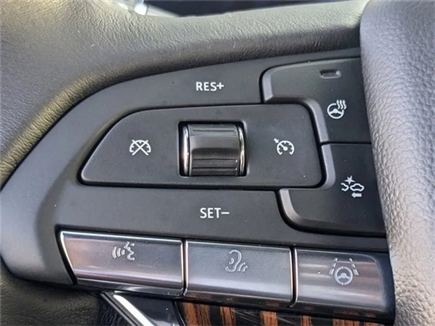 2024 Cadillac Escalade Premium Luxury photo 25