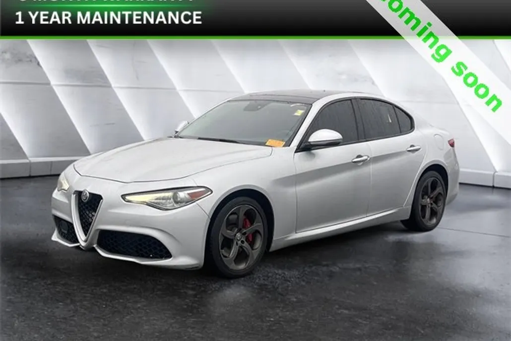 2017 Alfa Romeo Giulia Q4 photo 1