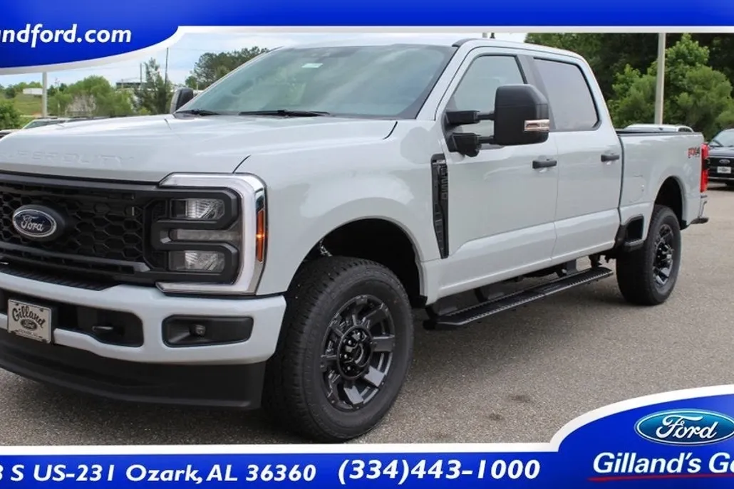 2025 Ford F-250 photo 1