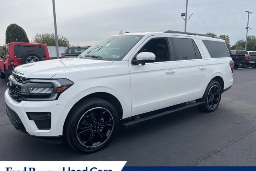 2023 Ford Expedition MAX Limited photo 1