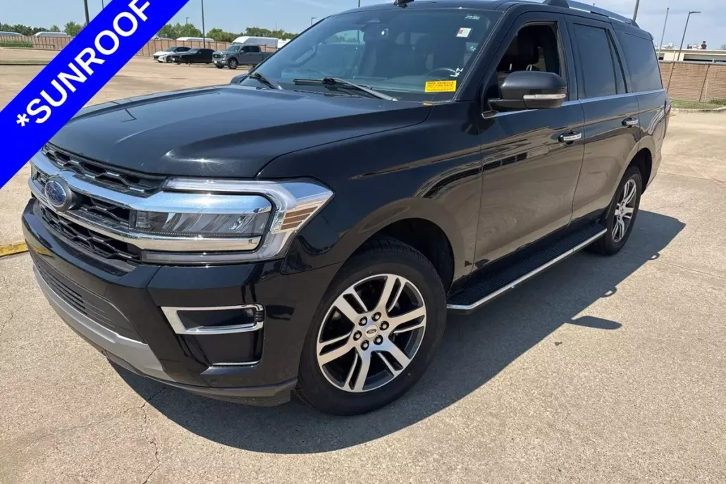 2023 Ford Expedition Limited photo 1