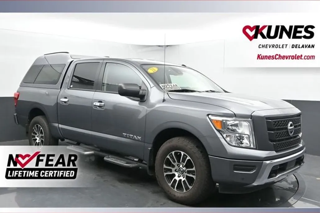 2021 Nissan Titan SV photo 1