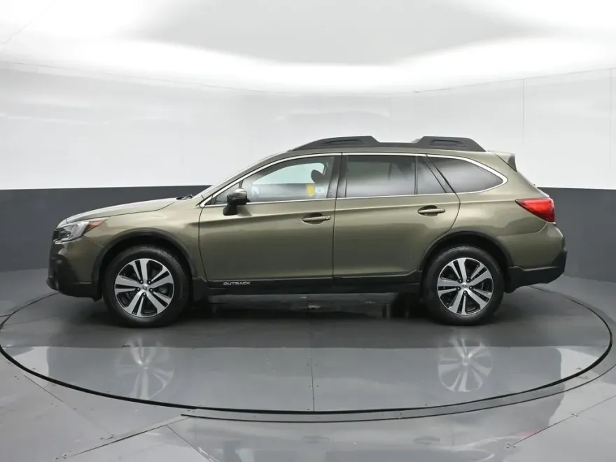 2018 Subaru Outback 2.5i photo 1