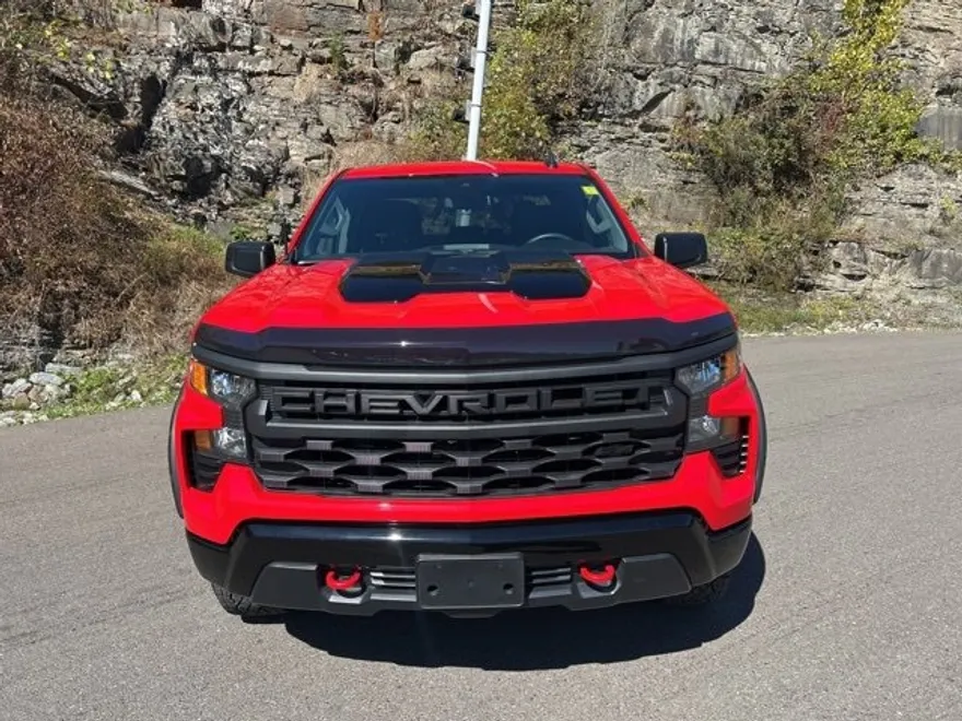 2024 Chevrolet Silverado 1500 Custom Trail Boss photo 1