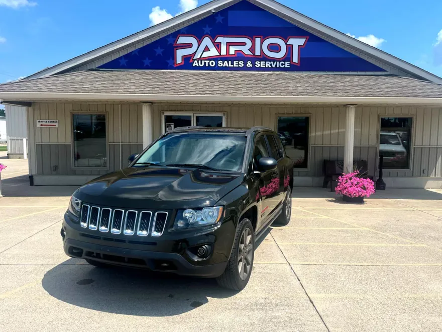 2017 Jeep Compass Sport photo 1