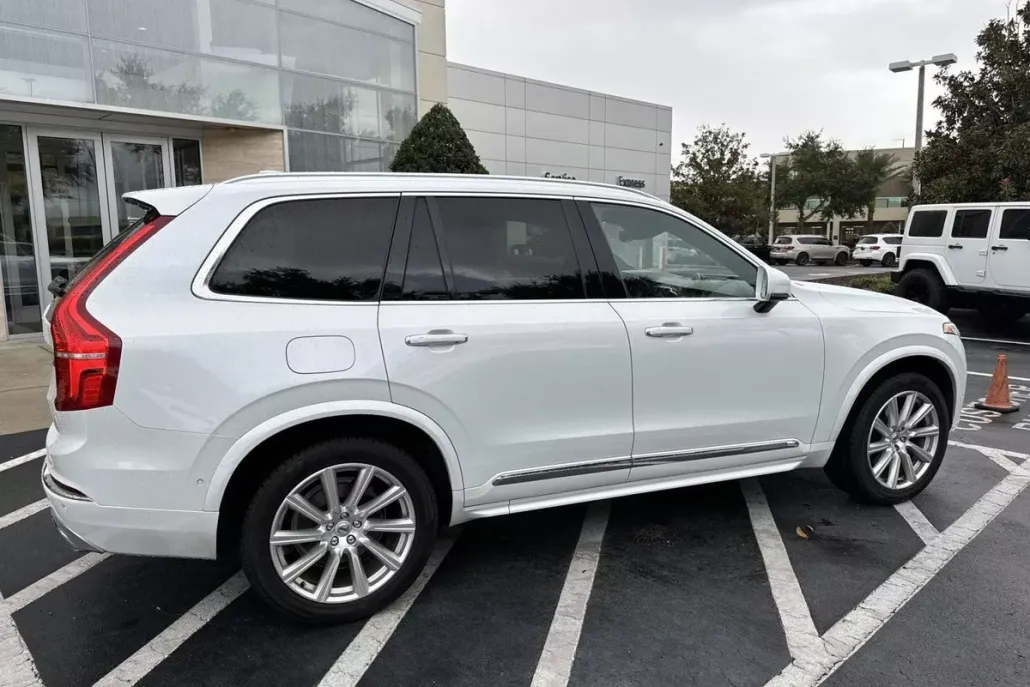 2018 Volvo XC90 T6 Inscription photo 1