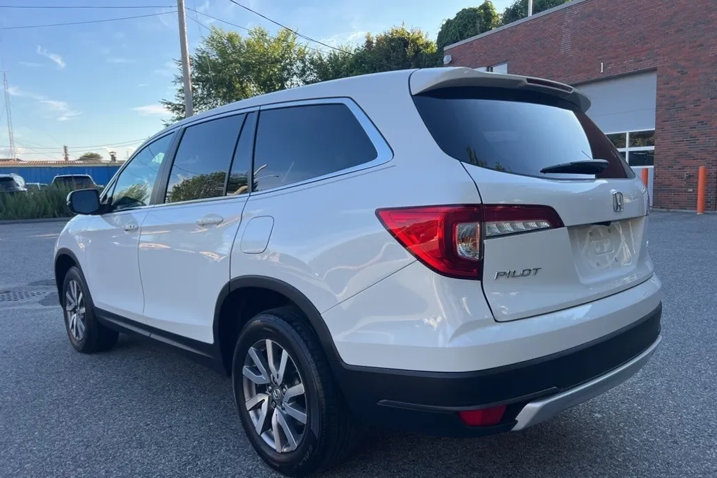 2022 Honda Pilot EX-L photo 1