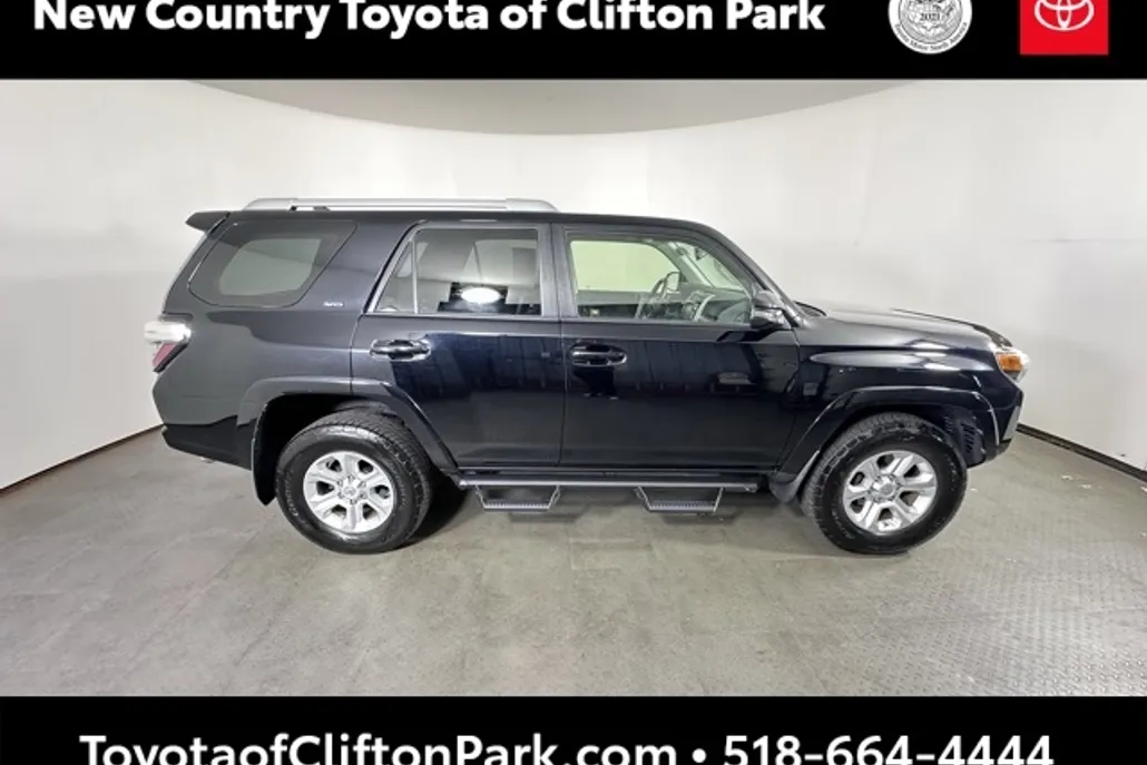 2018 Toyota 4Runner SR5 Premium photo 1