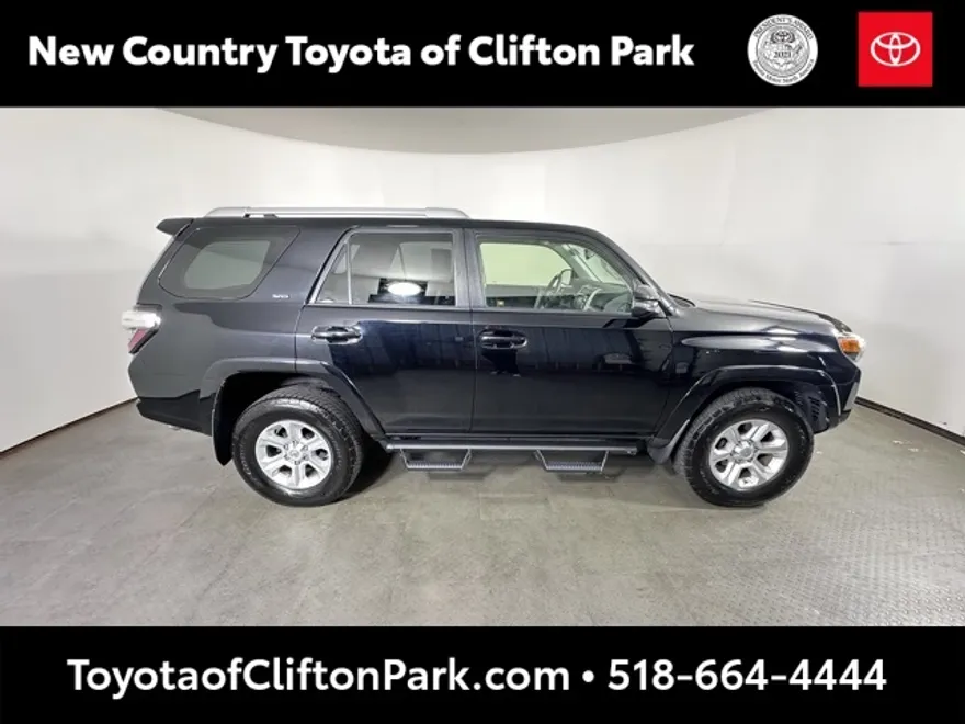 2018 Toyota 4Runner SR5 Premium photo 1