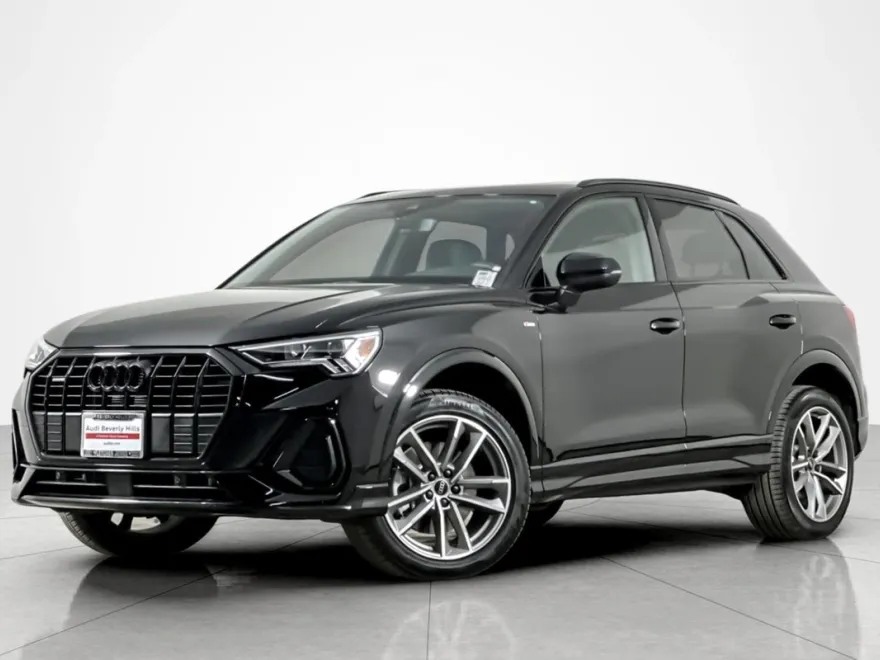 2025 Audi Q3 S line Premium 45 TFSI photo 1