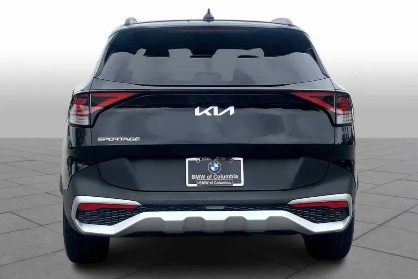 2025 Kia Sportage EX photo 1