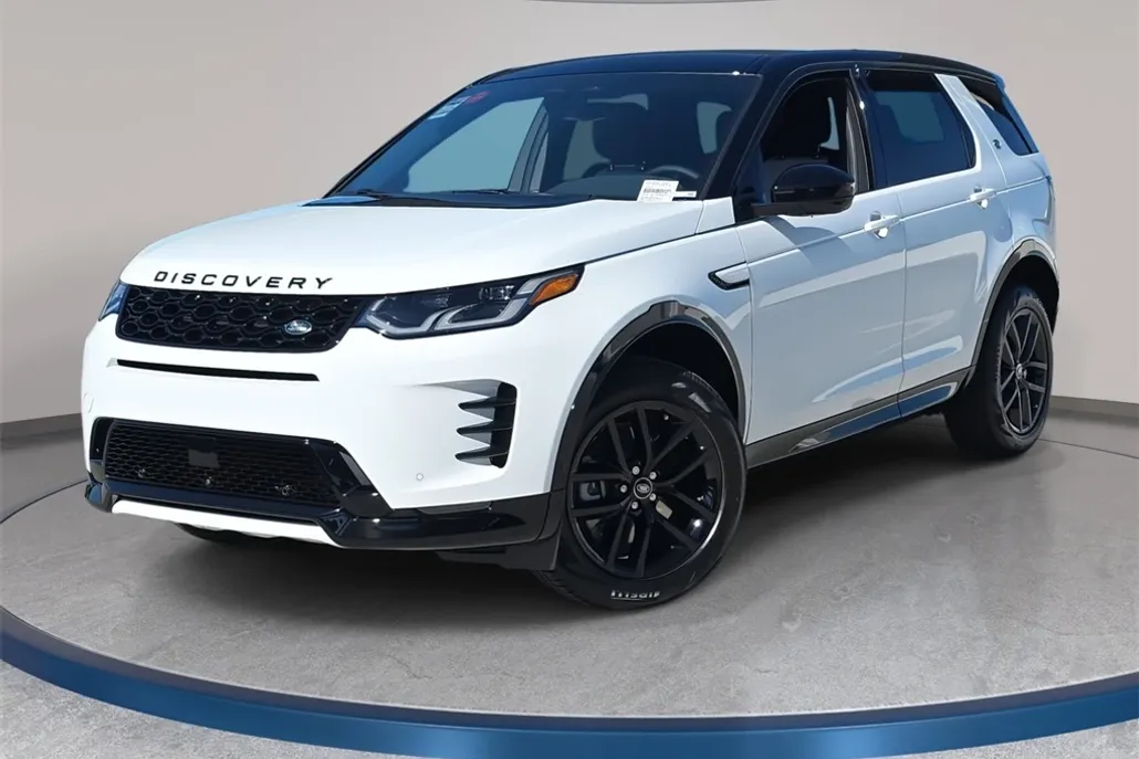 2025 Land Rover Discovery Sport SE photo 1