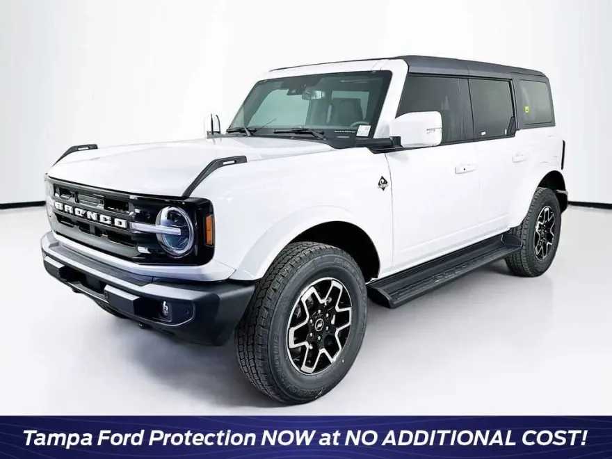 2025 Ford Bronco Outer Banks photo 1