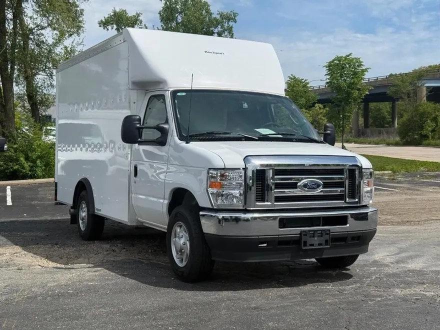2024 Ford E-350 Base photo 1