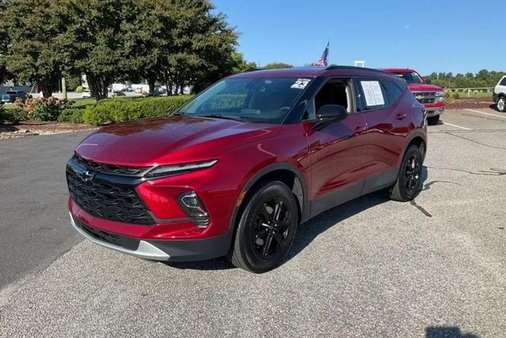 2023 Chevrolet Blazer 2LT photo 1
