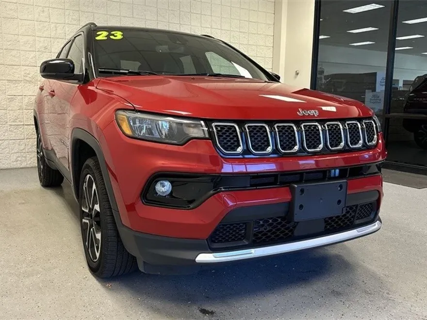 2023 Jeep Compass Limited photo 1