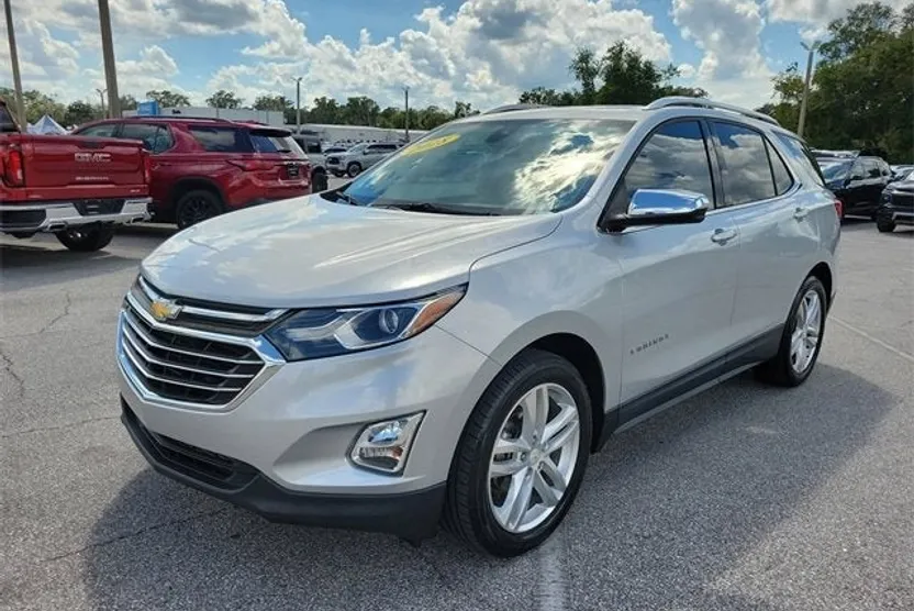 2018 Chevrolet Equinox Premier photo 1