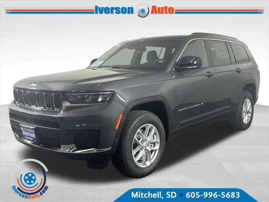 2025 Jeep Grand Cherokee Laredo X photo 1
