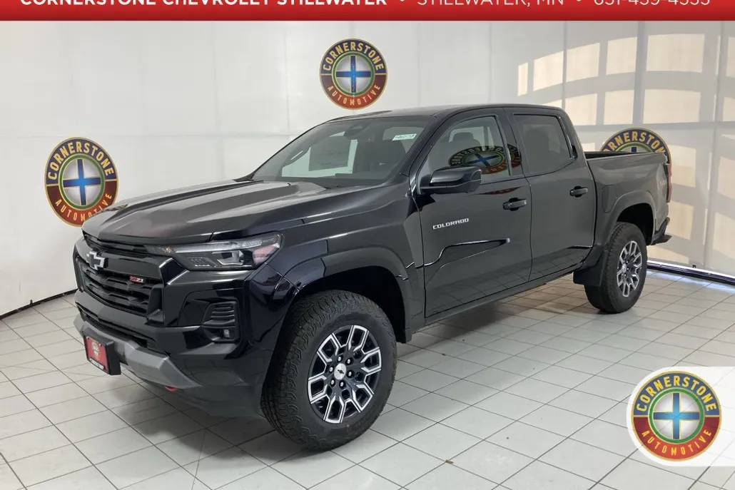 2026 Chevrolet Colorado Z71 photo 1