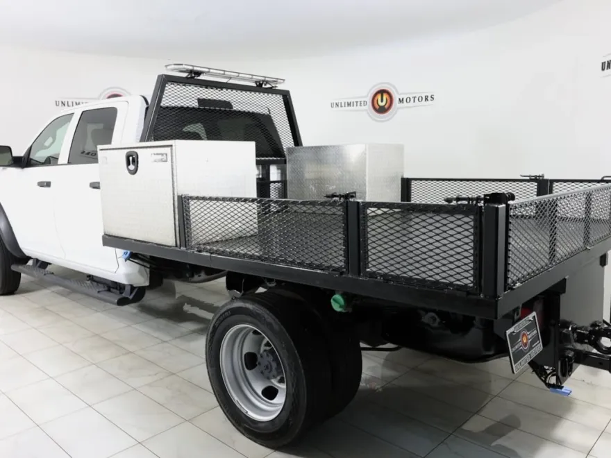 2022 Ram 5500 Tradesman photo 1