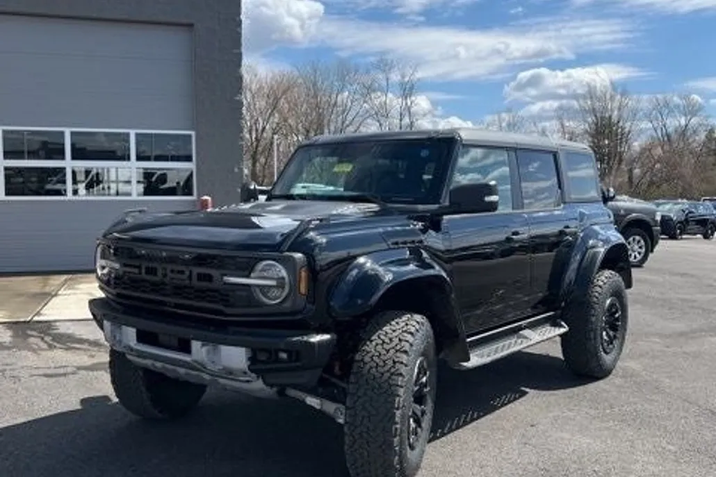 2025 Ford Bronco Raptor photo 1